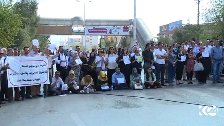 Xwepîşandan ên 27ê mehê û nerîn ên partîyan